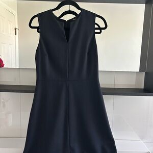 Theory Shift Dress in Deep Navy - Stretch Wool Blend perfect for Fall/Winter